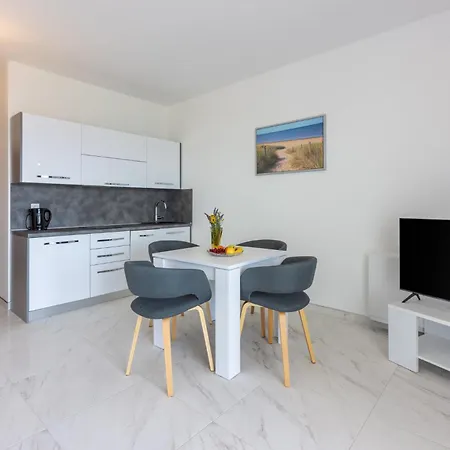 Apartments Sunshine E Crikvenica Exterior photo
