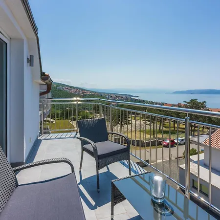 Apartments Sunshine E Crikvenica Exterior photo