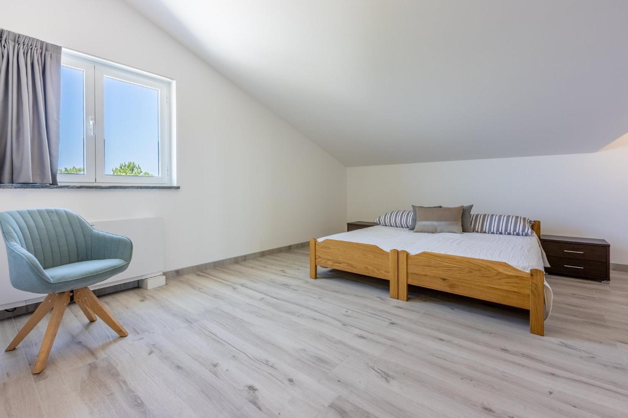 Sunshine E Apartment *