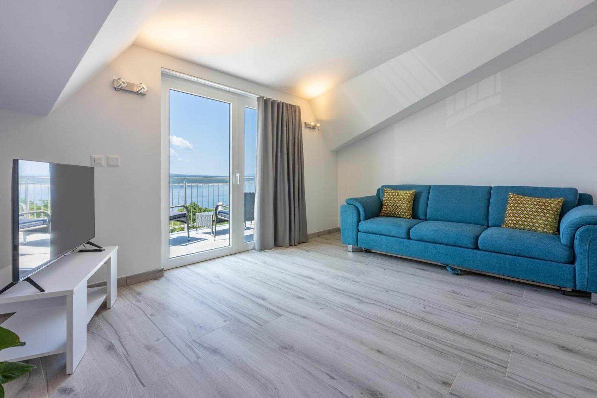 Sunshine E Apartment *
