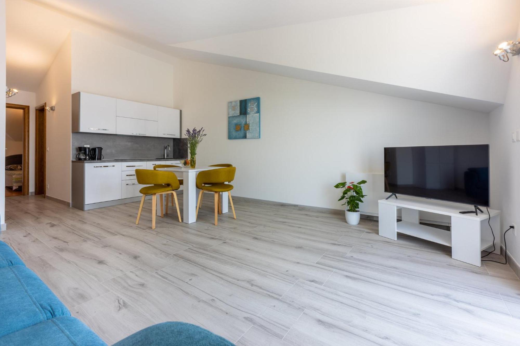 Sunshine E Apartment Crikvenica